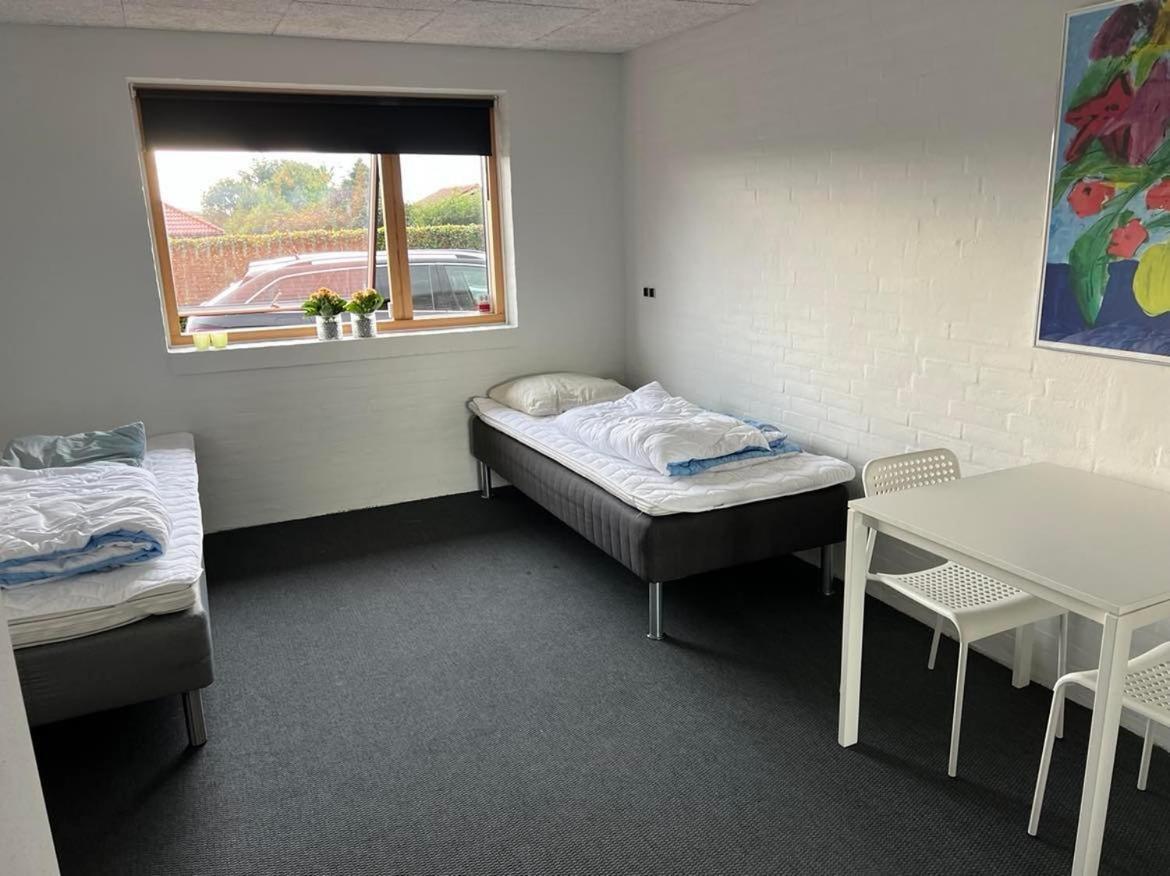 Ebbesens Bed And Bath - Two Double Rooms Хернинг Екстериор снимка